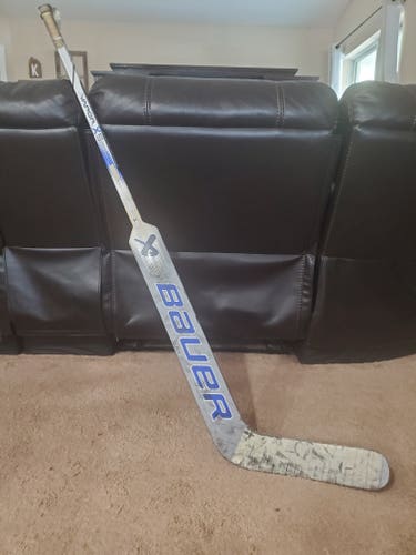 Intermediate Bauer Vapor X5 Pro Regular Goalie Stick 28" Paddle (Used)