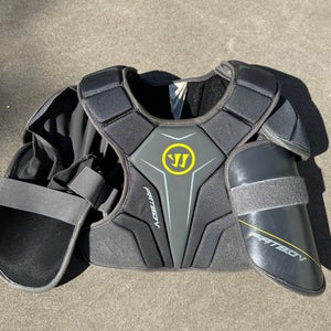 Extra Small / Small Youth Warrior Fatboy Shoulder Pads (Used)