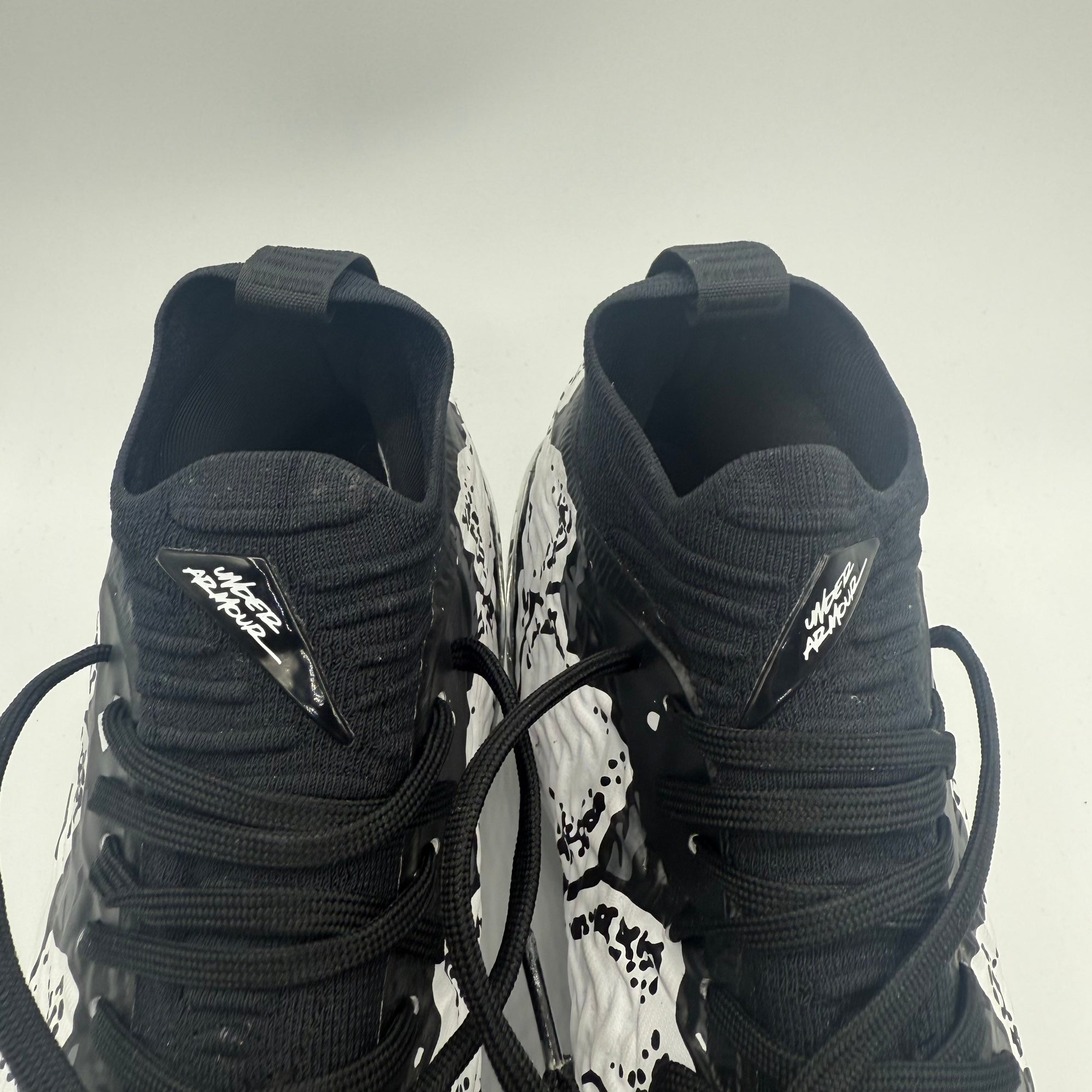 Under Armour Spotlight Pro X Joshua Vides Football Cleats  display picture 1