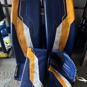 35" 2024 Bauer Supreme Shadow Regular Goalie Full Set Pro Stock (Used)