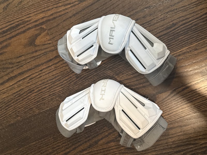 Small / Medium Adult Maverik Max Arm Pads (Barley used; maybe one tournament)
