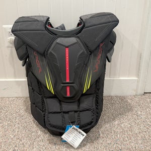 Brand New Senior Medium Bauer Vapor Hyperlite 2 Goalie Chest Protector