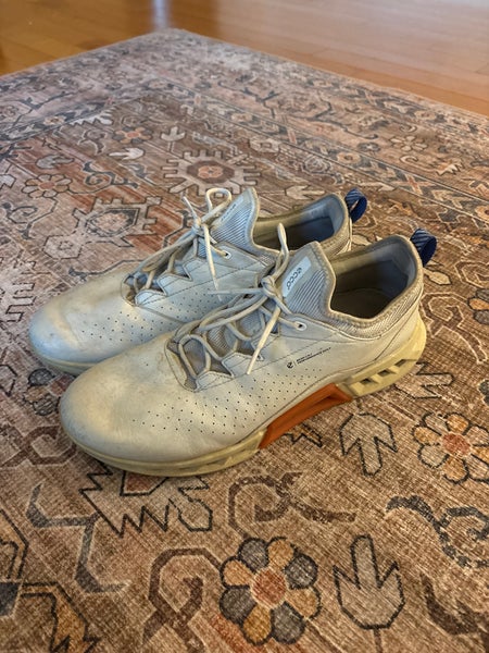 Men's Size M 11.5 (W 12.5) Ecco Golf Shoes (Used)