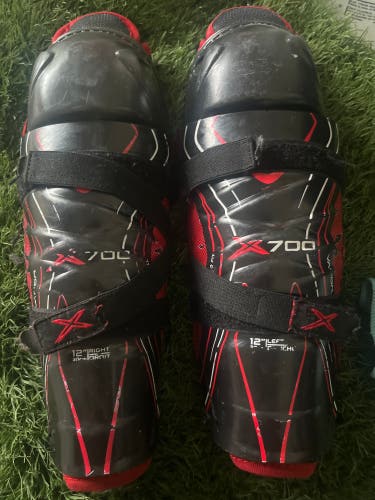 Junior Bauer Vapor X700 12" Shin Pads (Used)