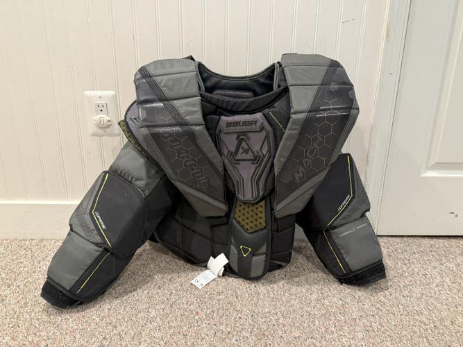 Brand New Senior Small Bauer Mach Goalie Chest Protector