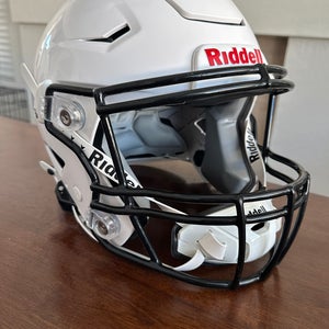 Youth Medium Riddell SpeedFlex Helmet (New)