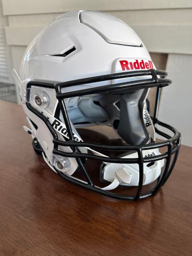 Youth Medium Riddell SpeedFlex Helmet (New)