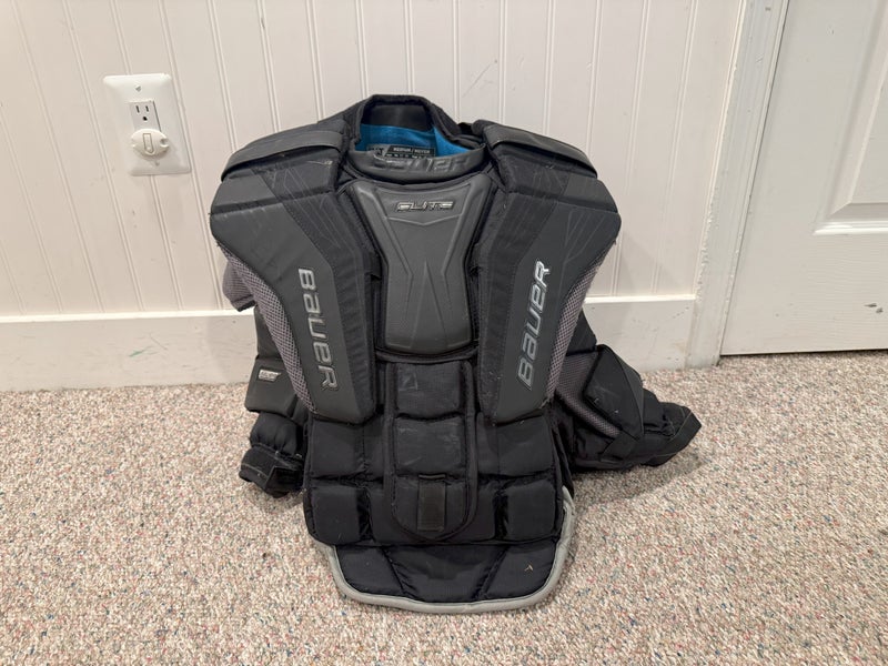 Used Intermediate Medium Bauer Elite Goalie Chest Protector