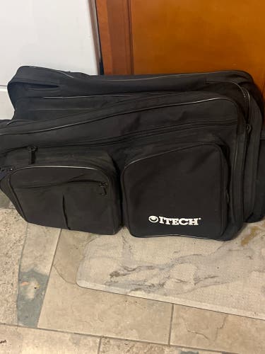 Itech Referee/ coach bag (Used) STYLE NO. BG-9