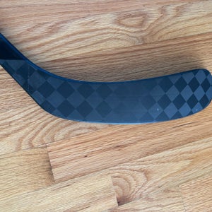 Intermediate CCM JetSpeed FT7 Right Handed Hockey Stick P29 (Used)