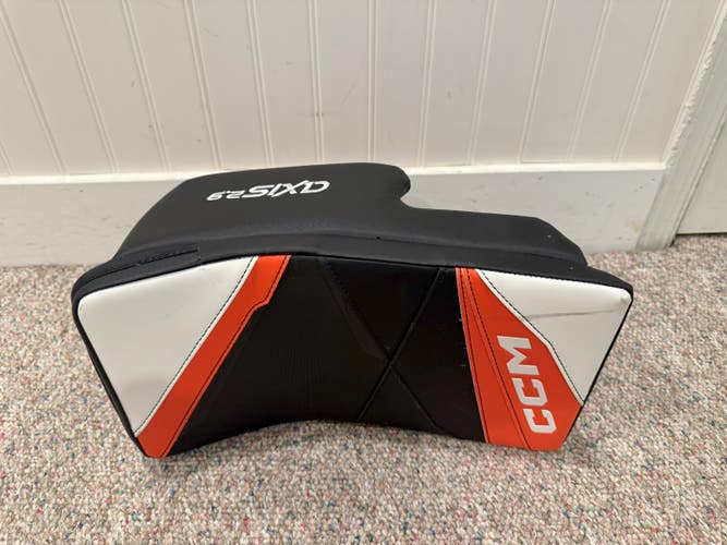 Brand New Senior Regular CCM Axis 2.9 Goalie Blocker