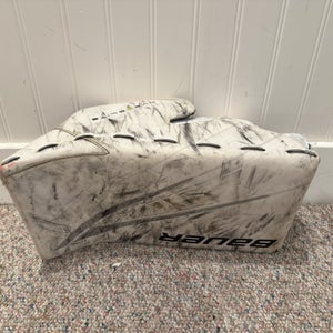 Used Senior Regular Bauer Vapor Hyperlite 2 Goalie Blocker