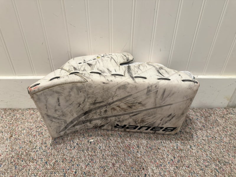 Used Senior Regular Bauer Vapor Hyperlite 2 Goalie Blocker