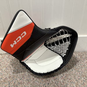 Brand New Senior Regular CCM Axis 2.9 Goalie Glove