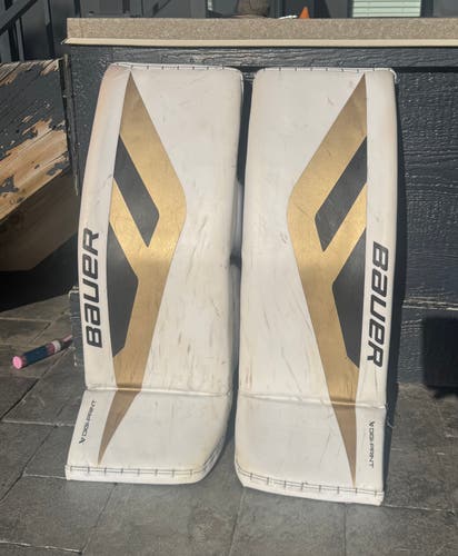 BWK WHL GAME WORN HYPERLITE 2 PADS 33+1.5