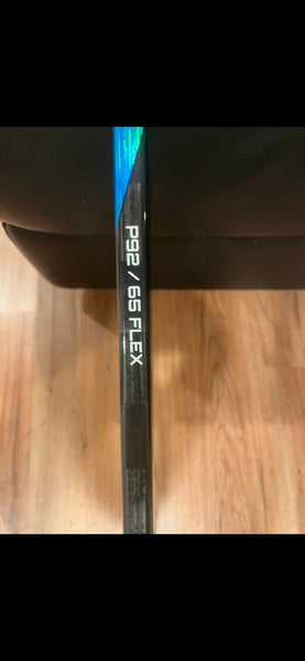 Intermediate Bauer Nexus Sync Right Handed Hockey Stick P92 (Used)