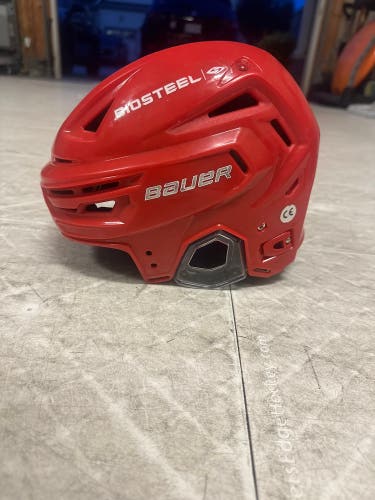 Small Bauer Re-Akt 150 Helmet (Used)