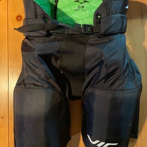 VIC CX2 senior small hockey pants.