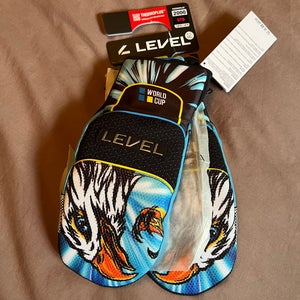 Level World Cup Speed Mitt Size 8.5-L