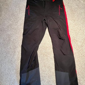 Team Canada Helly Hansen insulated ski pants XL