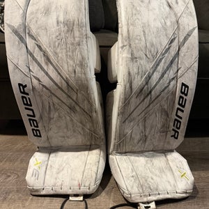 Small 2022 Bauer Vapor 3X Goalie Leg Pads (Used)