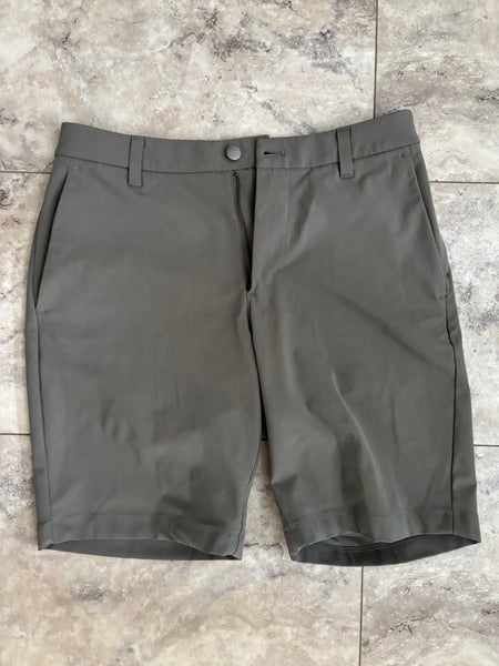 Gray/ Green Size 30 Men's Lululemon Shorts (New)