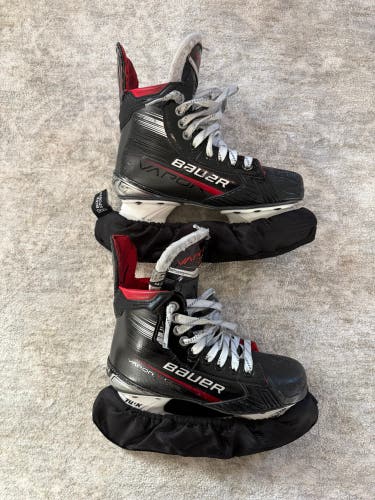 Bauer Vapor X4 Hockey Skates 4.5 Fit 2 (Used)