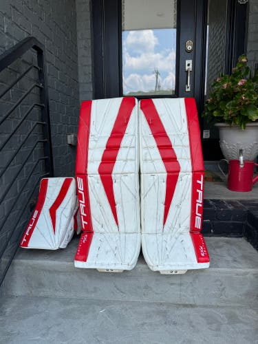 33+2" True Catalyst PX3 Goalie Pads and Blocker - Red/White
