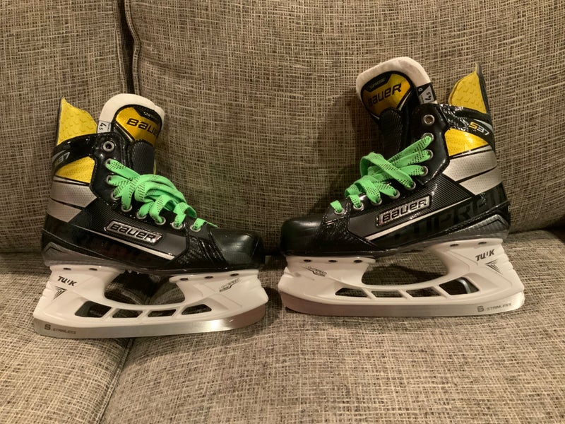Bauer Supreme S37 Hockey Skates Regular Width Size 4.5 (Used)