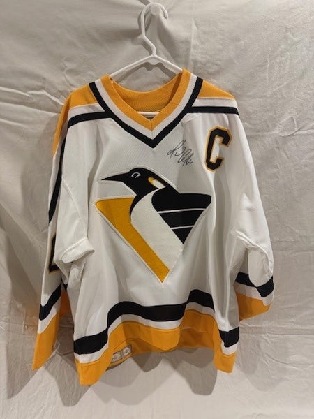 Mario Lemieux Autographed Pittsburgh Penguins Jersey – Authentic Vintage
