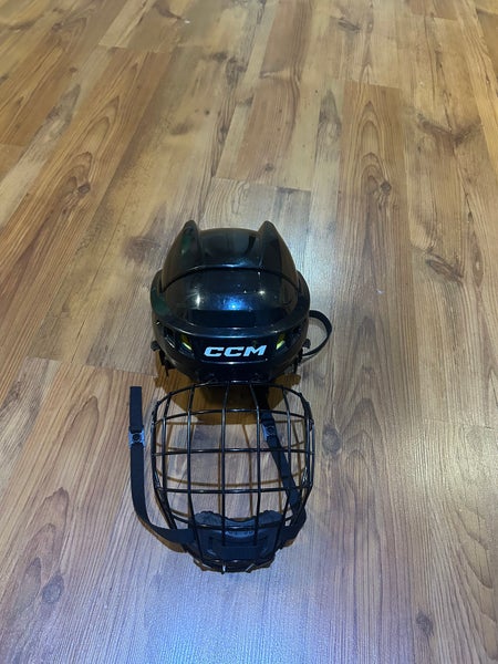 Large CCM XT10 Helmet (Used)