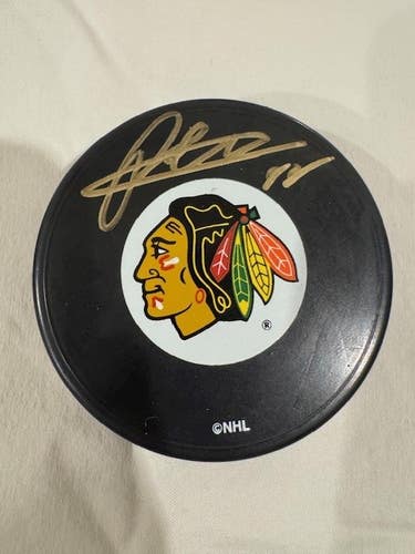 Patrick Kane Autographed Chicago Blackhawks Puck – NHL Licensed