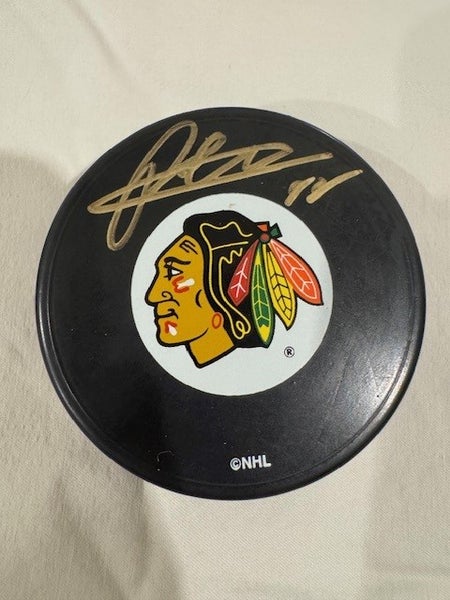 Patrick Kane Autographed Chicago Blackhawks Puck – NHL Licensed