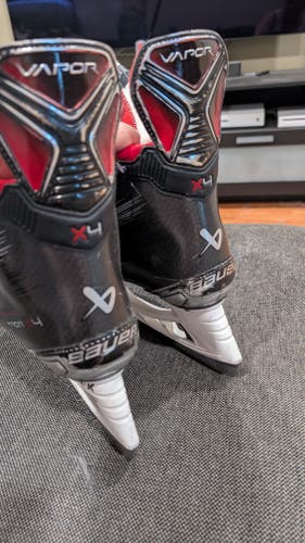 Bauer Vapor X4 Hockey Skates 8 (Used)