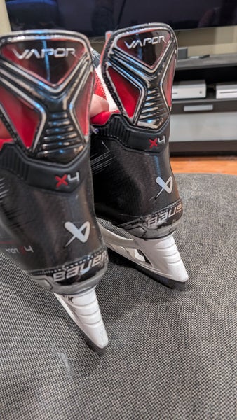Bauer Vapor X4 Hockey Skates 8 (Used)