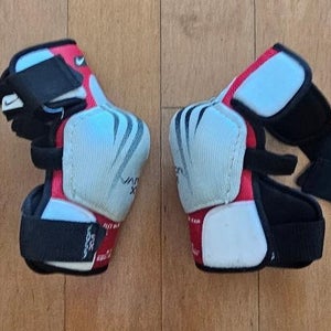 Senior Medium Bauer Vapor XVI Elbow Pads (Used)