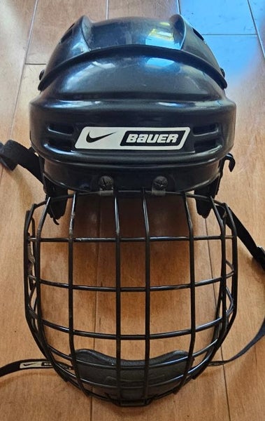 Bauer NBH1500 Adult Hockey Helmet (Used)