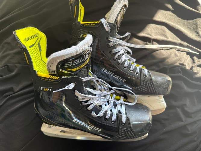 Bauer Supreme M4 Hockey Skates Extra Wide Width 10 (Used)