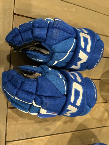 Royal Blue Senior CCM Tacks XF Gloves 14" (Used)