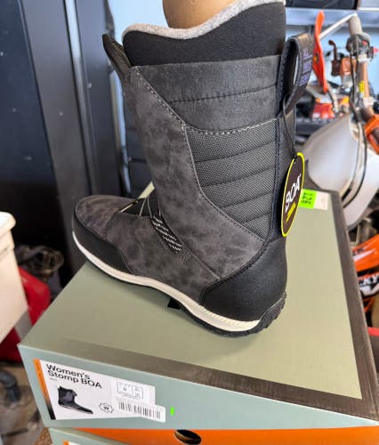 Women's Size 8.0 Rome STOMP BOA Snowboard Boots (New)