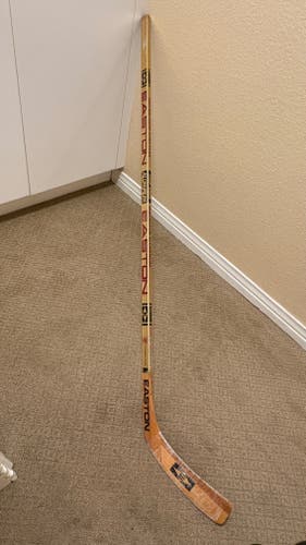 Vintage Easton Aluminum Gold HXP 4900 hockey stick RB100 blade