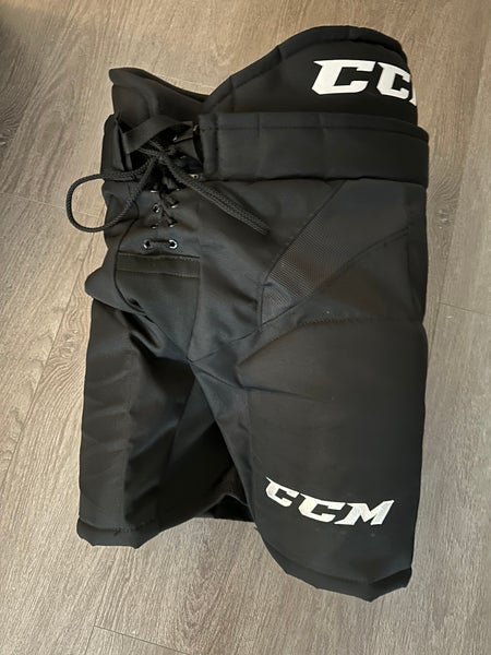 Senior Large CCM hp31 Hockey Pants (Used)