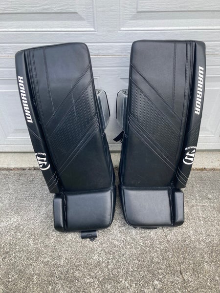 30" Warrior Ritual G6 E+ Goalie Leg Pads (Used)