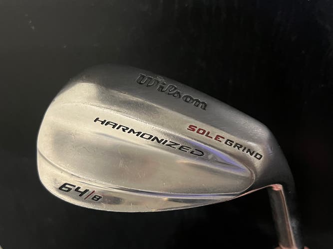 Wilson Harmonized Sole Grind 64/8 Degree Wedge Right Handed