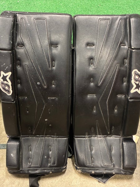 Black 21" Youth Brian's Netzero Goalie Leg Pads (Used)