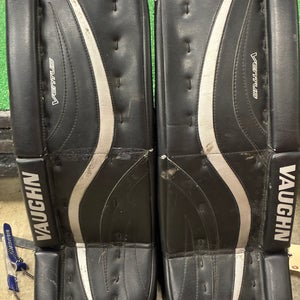 Black 26" Junior Vaughn Ventus LT68 Goalie Leg Pads (Used)