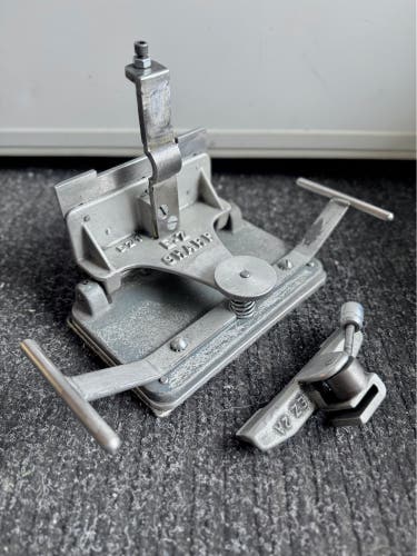Blademaster EZ SHARP Skate Holder Jig - Skate Sharpener Machine Tool