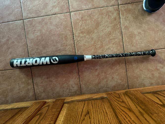 Worth Krecher Composite Bat (-8) 26 oz 34" (Used)