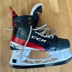 CCM JetSpeed FT4 Pro Hockey Skates Wide Width 6 (Used)