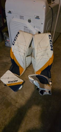 32" CCM Extreme Flex 6 Goalie Full Set